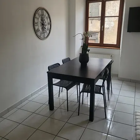 Jolie F4 Au Coeur De *